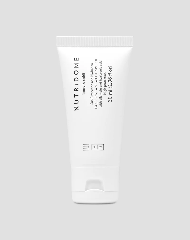 Crème hydratante Nutridome pour le visage avec SPF 50 à l'allantoïne et à l'acide hyaluronique