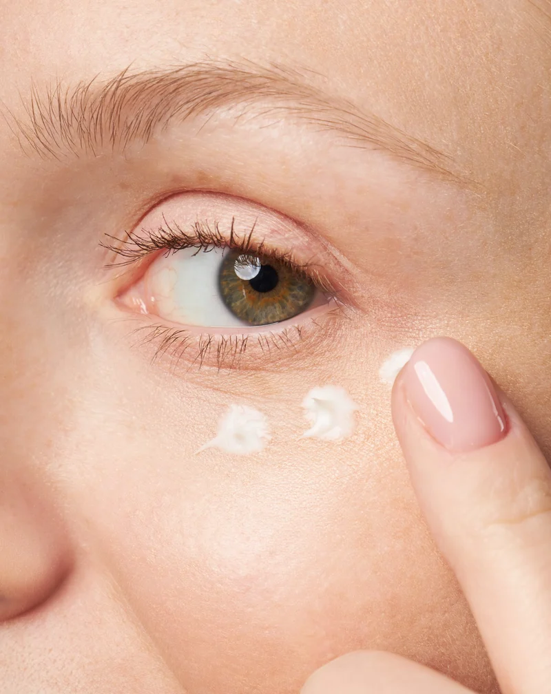 Crème éclaircissante sous les yeux à la vitamine C Mel Skin