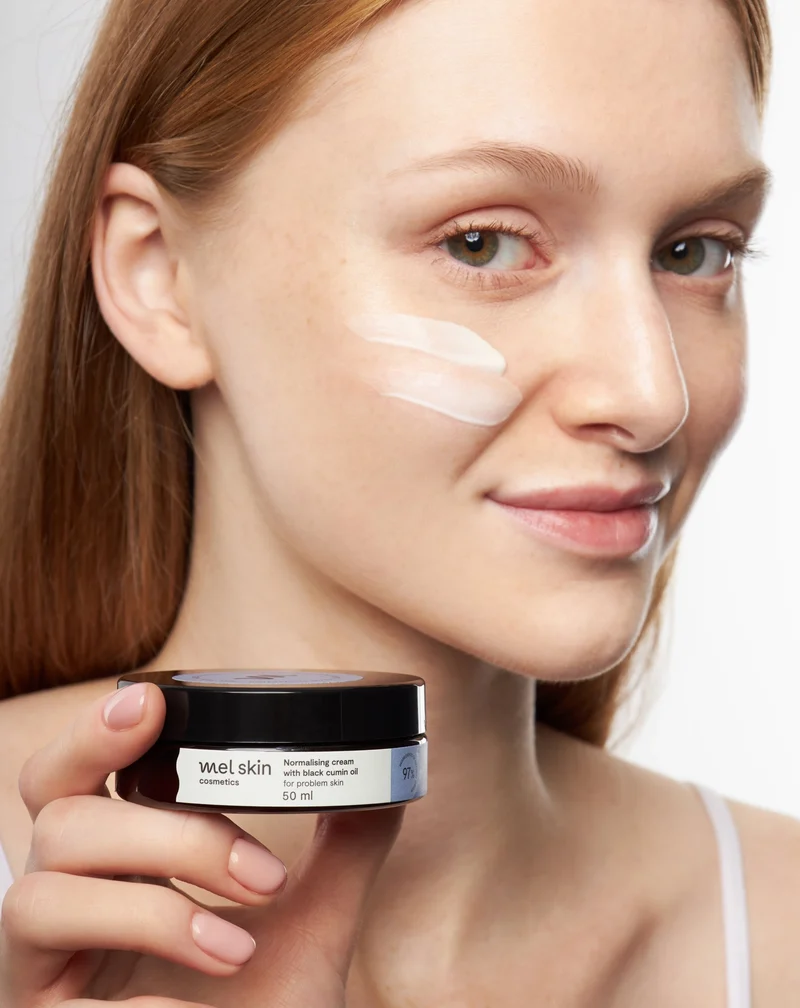 Crème normalisante Mel Skin pour les peaux à problèmes à l'huile de nigelle