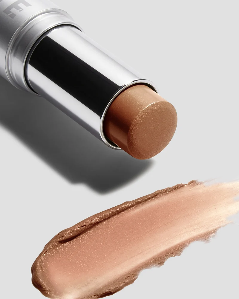 Bronzer en stick pour le contouring du visage pour peaux matures 50+ Aggie
