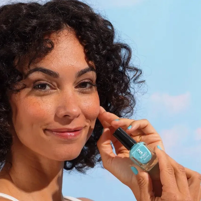 Vernis à ongles soin vegan turquoise Bora-Bora