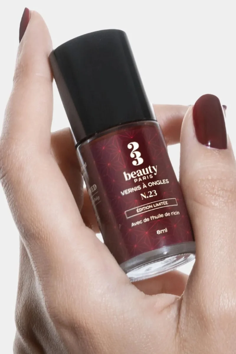 Vernis à ongles vegan bordeaux N.23 - Edition Noël