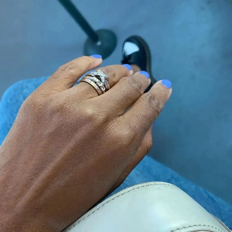 Vernis à ongles vegan very peri Venice