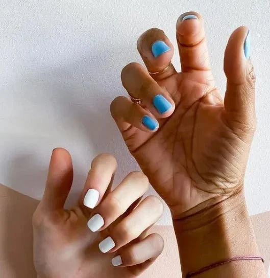 Vernis à ongles vegan bleu ciel Seoul Sky
