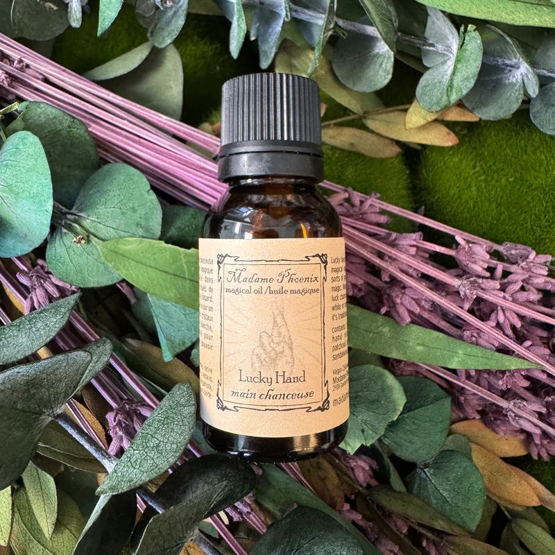 Lucky Hand Oil Dropper