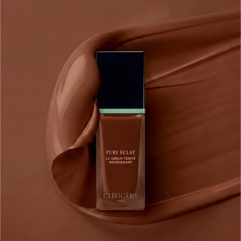 Pure Éclat - Le Sérum Teinté Régénérant