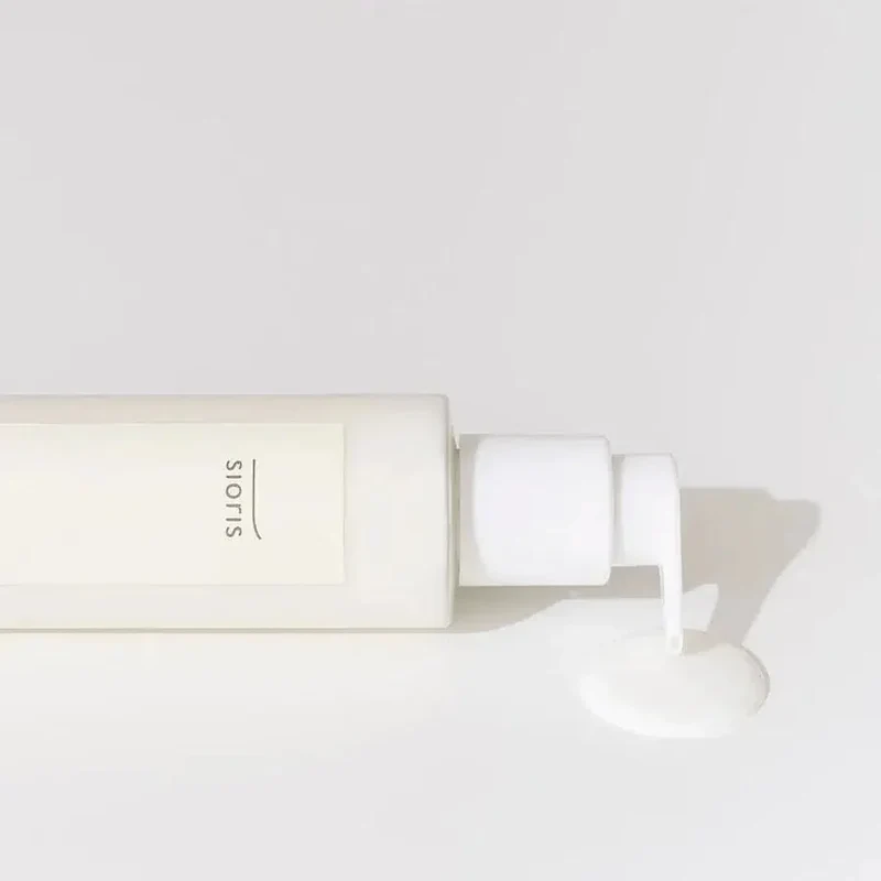 SIORIS - Nettoyant lait Cleanse Me Softly - 200 ml