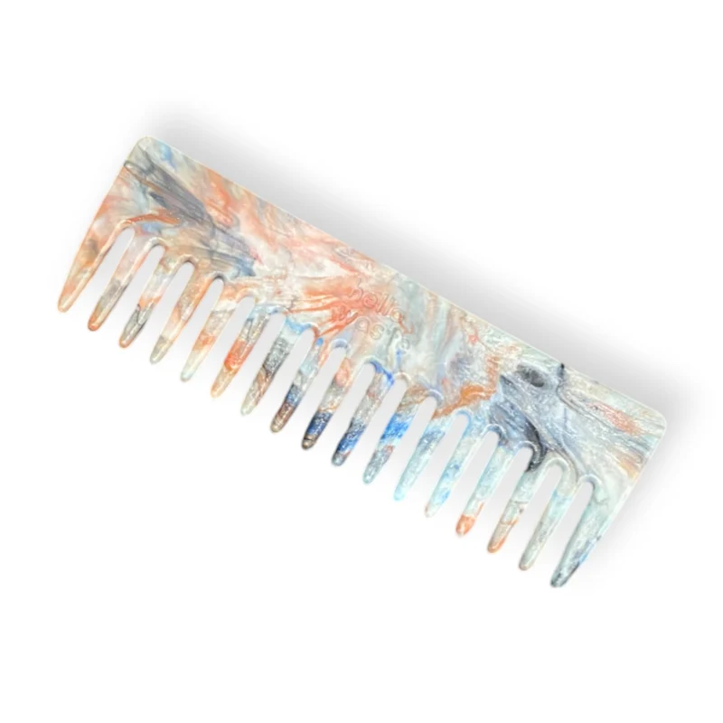 Peigne en plastique recyclé