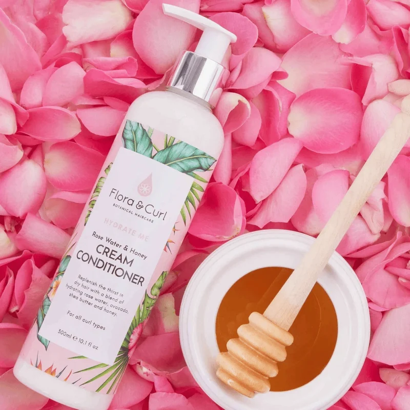 Flora & Curl - Hydrate me - Après-shampoing "Organic rose & Honey" - 300 ml