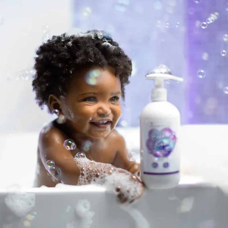 Soin Lavant Doux Corps & Cheveux Bubble Kiss - Les Secrets de Loly