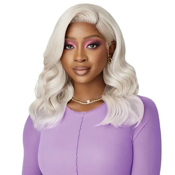Perruque Lace HD 13X4 Body wave Swoop 4 - Outré
