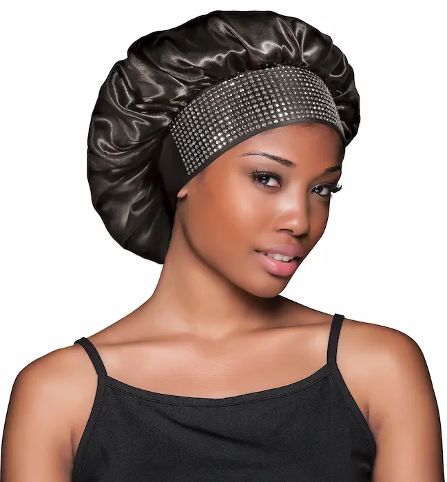 Bonnet Satin Large Bande et Strass - Evolve