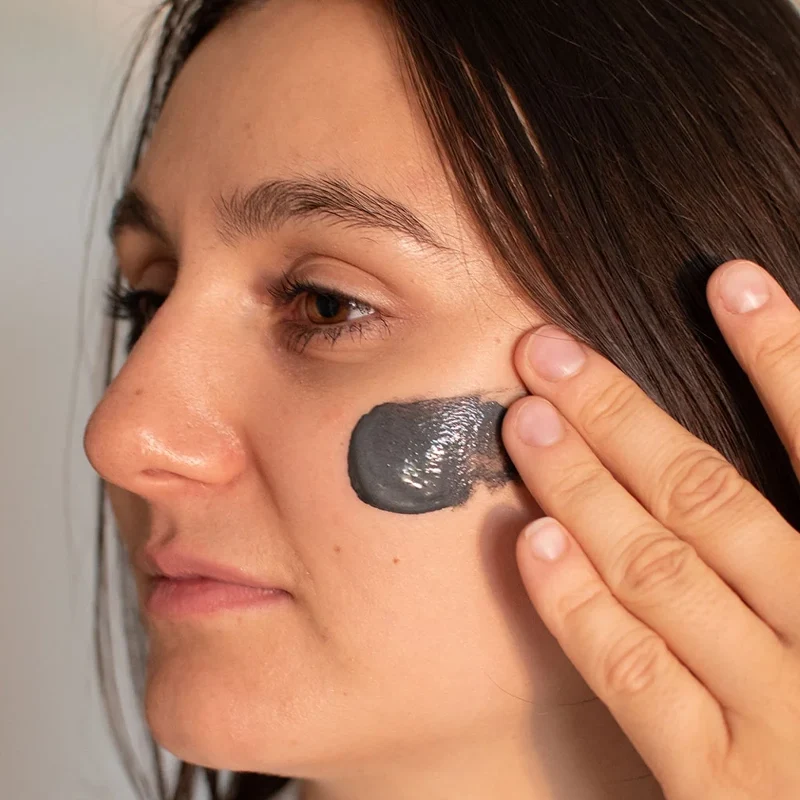 Masque visage au Charbon BIO