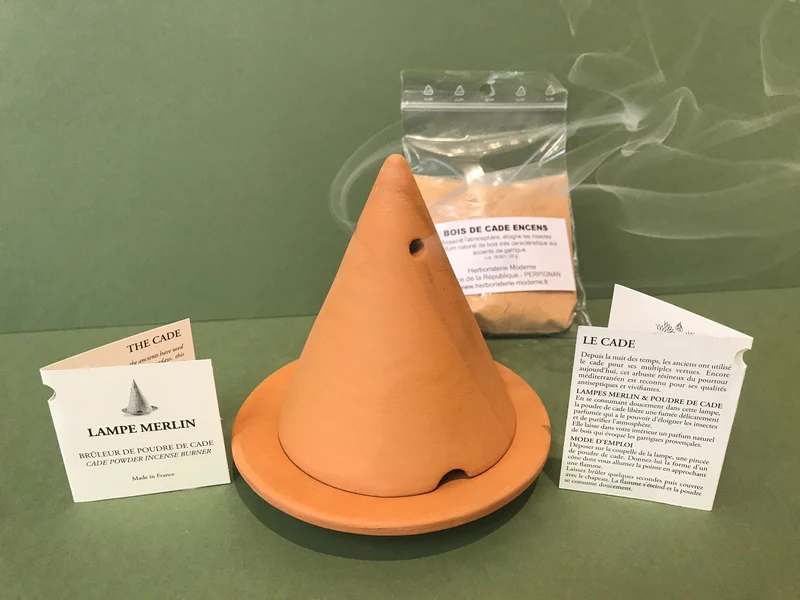 Diffuseur Brûleur Lampe Merlin en céramique + sachet de poudre de Bois de Cade