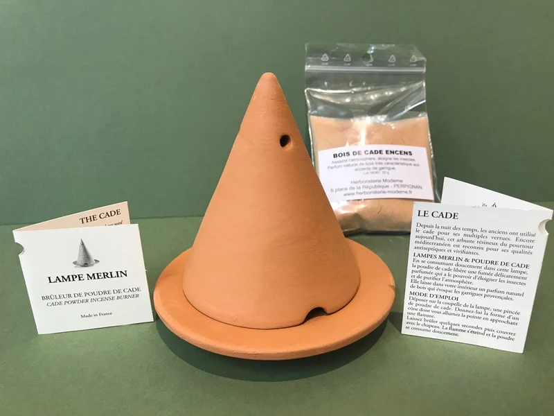 Diffuseur Brûleur Lampe Merlin en céramique + sachet de poudre de Bois de Cade