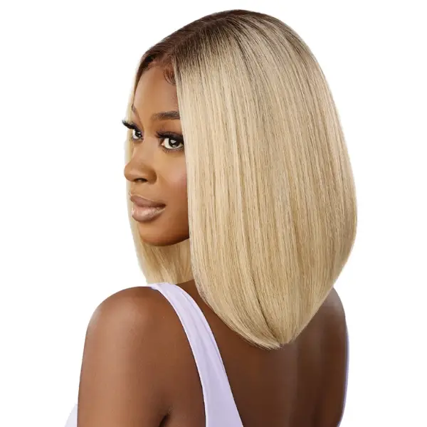 Perruque Lace Front 13X4 Straight Bob Natural Yaki - Outré